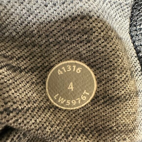 Lululemon Barre Pulse Pant Tall Black Swan / Reversible Slub Denim Size 4 EUC - Picture 6 of 9